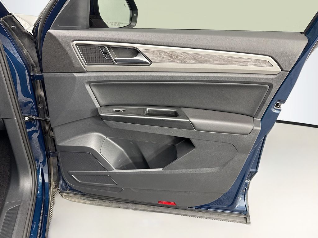 Thumbnail: 2020 Volkswagen Atlas - 23