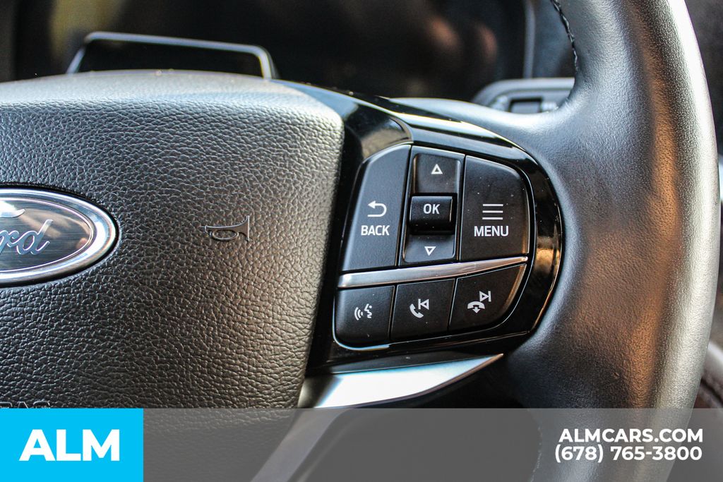 Used 2025 Black Ford Platinum image 22