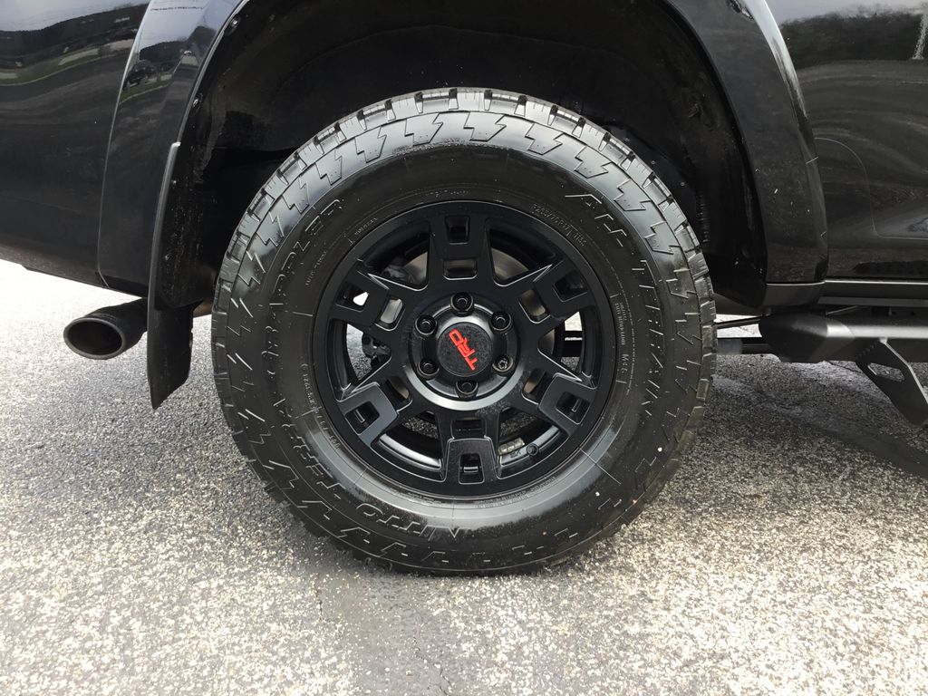 Thumbnail: 2024 Toyota 4Runner - 11