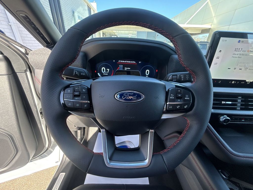 New 2026 Space White Metallic Ford ST-Line image 11