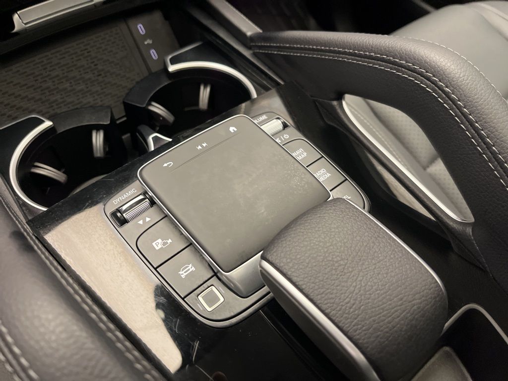 Thumbnail: 2025 Mercedes-Benz GLE - 21