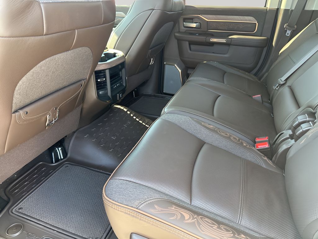 New 2026 White Ram Limited image 21