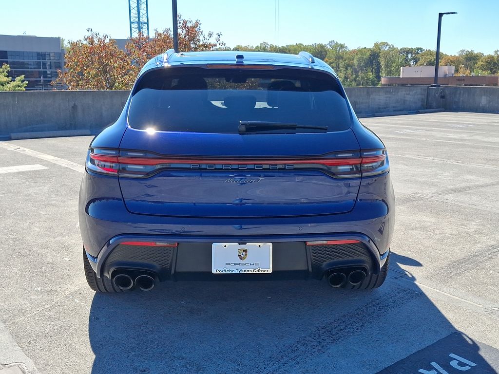 2024 Porsche Macan T 5