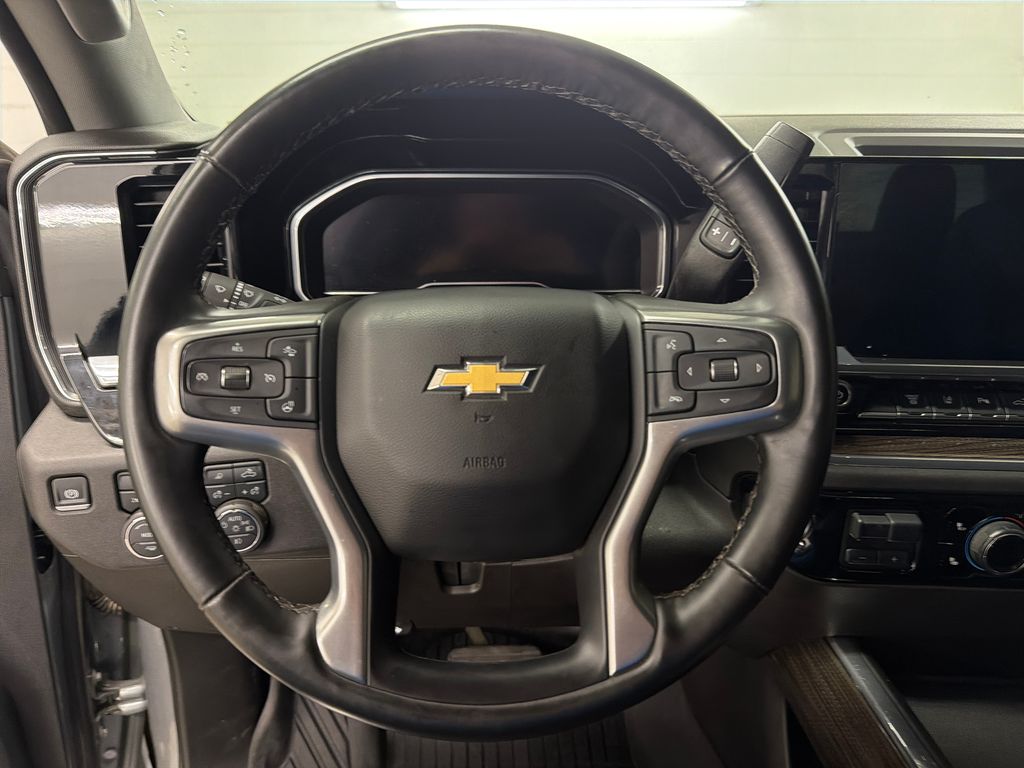 Certified Used 2025 Gray Chevrolet LT image 18