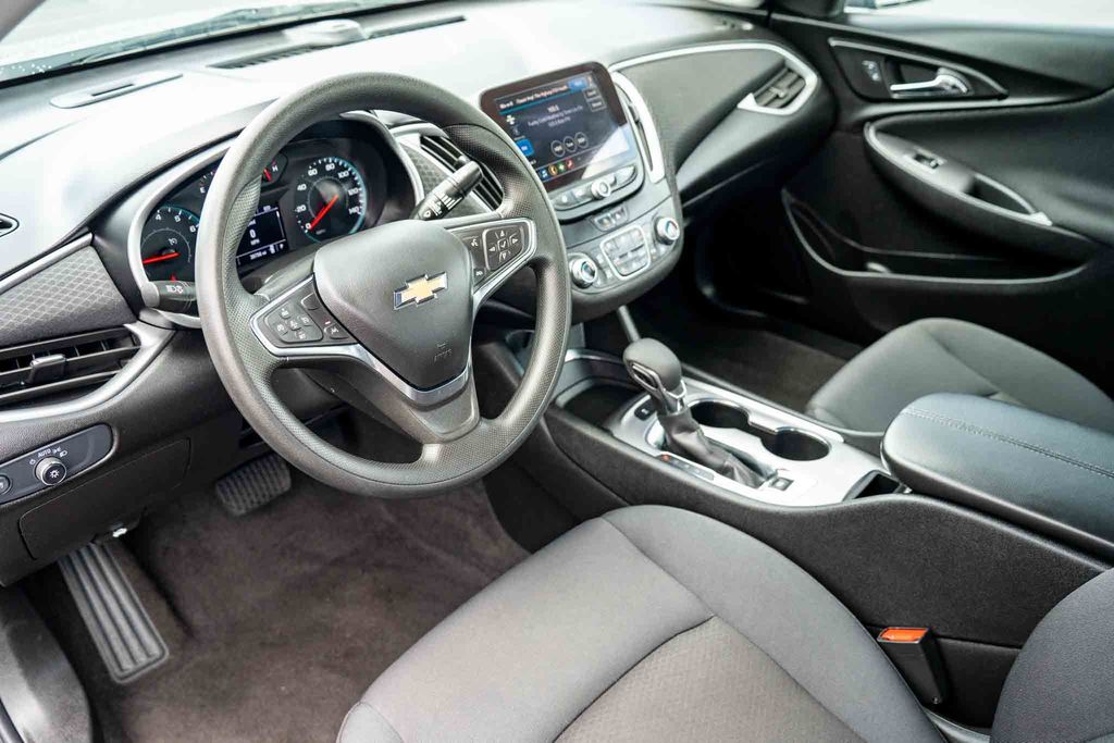 Used Car 2025 Chevrolet Malibu  Lt For Sale Under $25,000 In Austin, Texas