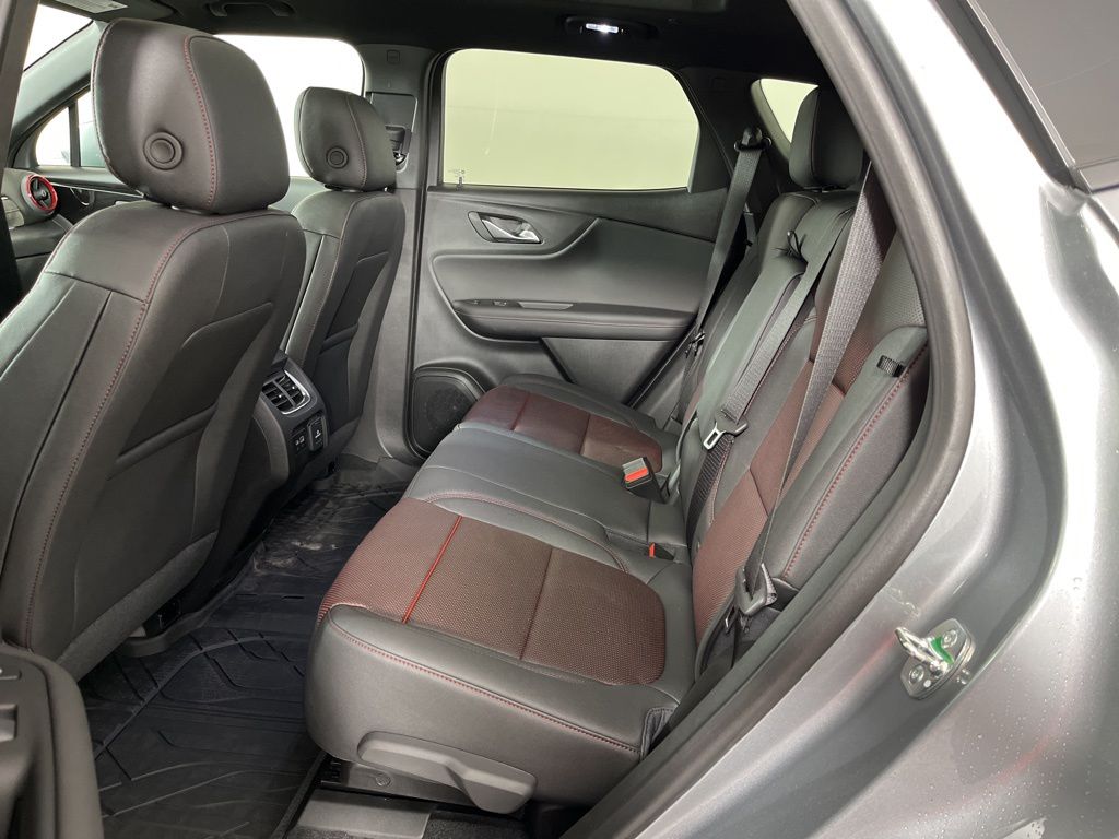 Thumbnail: 2025 Chevrolet Blazer - 23