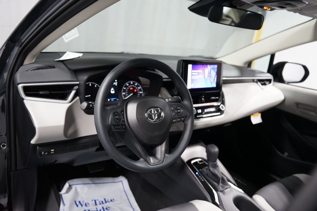 Thumbnail: 2025 Toyota Corolla - 11