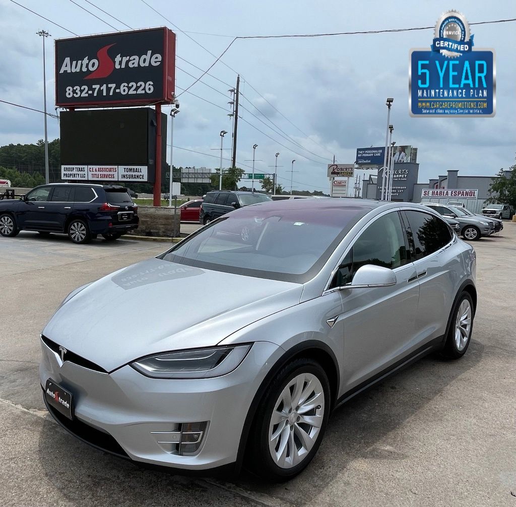 2018 Tesla Model X 75D Silver at Autostrade