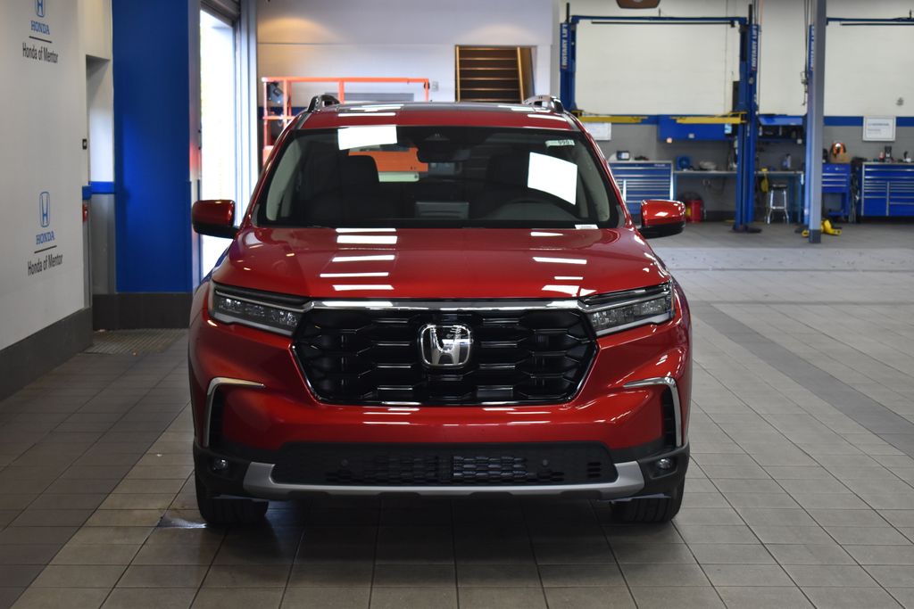 2025 Honda Pilot Touring 2