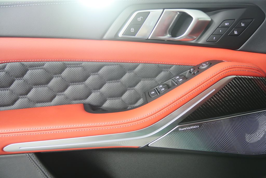 Thumbnail: 2026 BMW X5 - 8