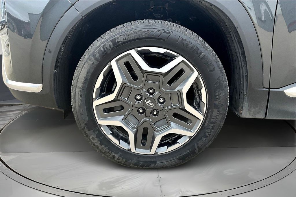Used 2022 Gray Hyundai Limited image 30