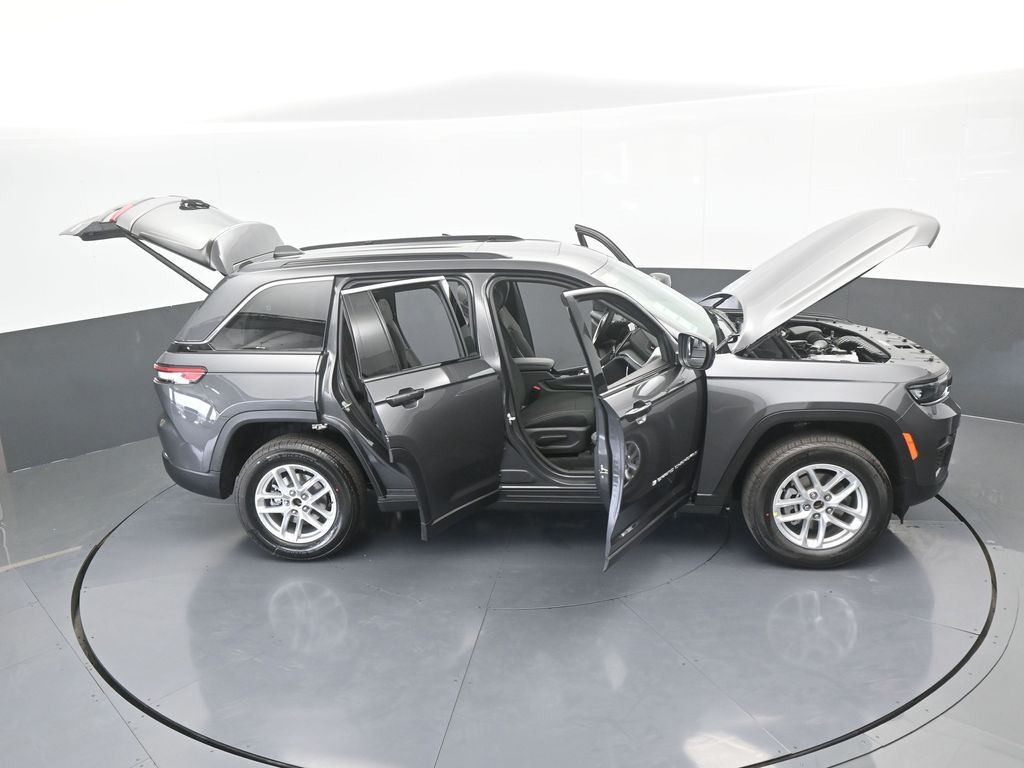 New 2026 Baltic Gray Metallic Clearcoat Jeep Laredo image 67