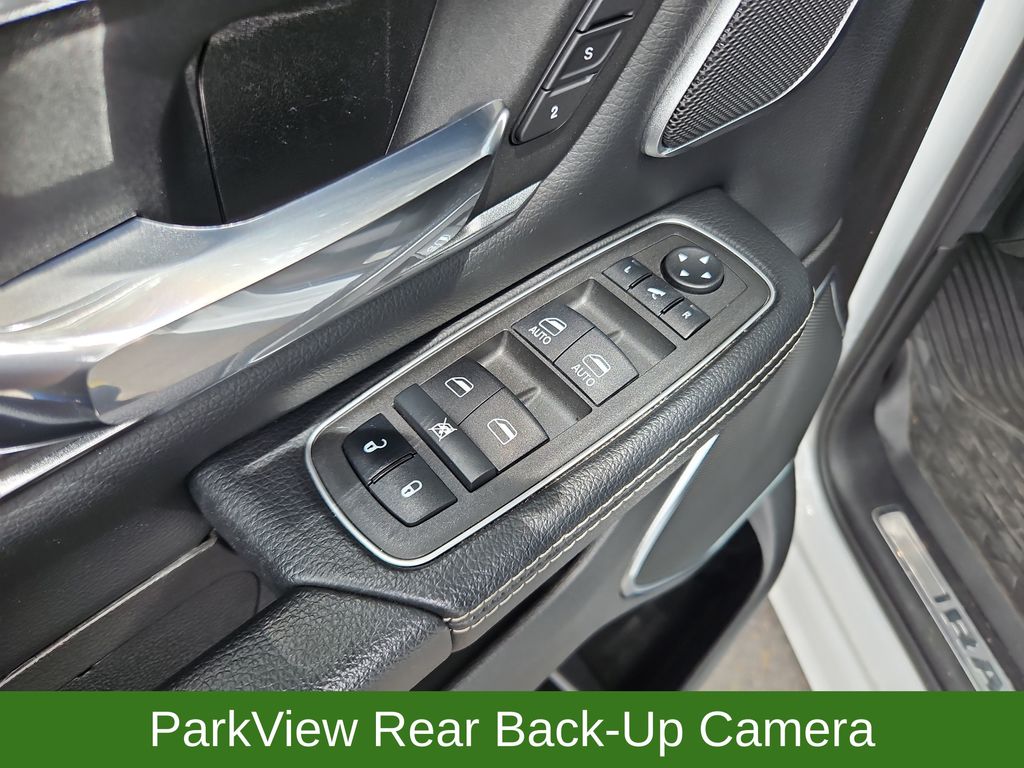 2022 Ram 1500 Laramie 4x4 Crew Cab HEMI 5.7L V8 w/ Nav White at Bob Mills Chevrolet