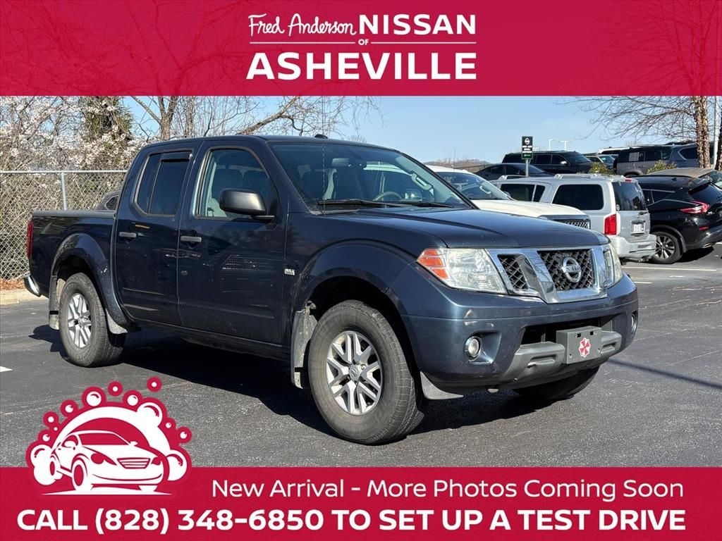 2015 Nissan Frontier SV Crew Cab 4WD
