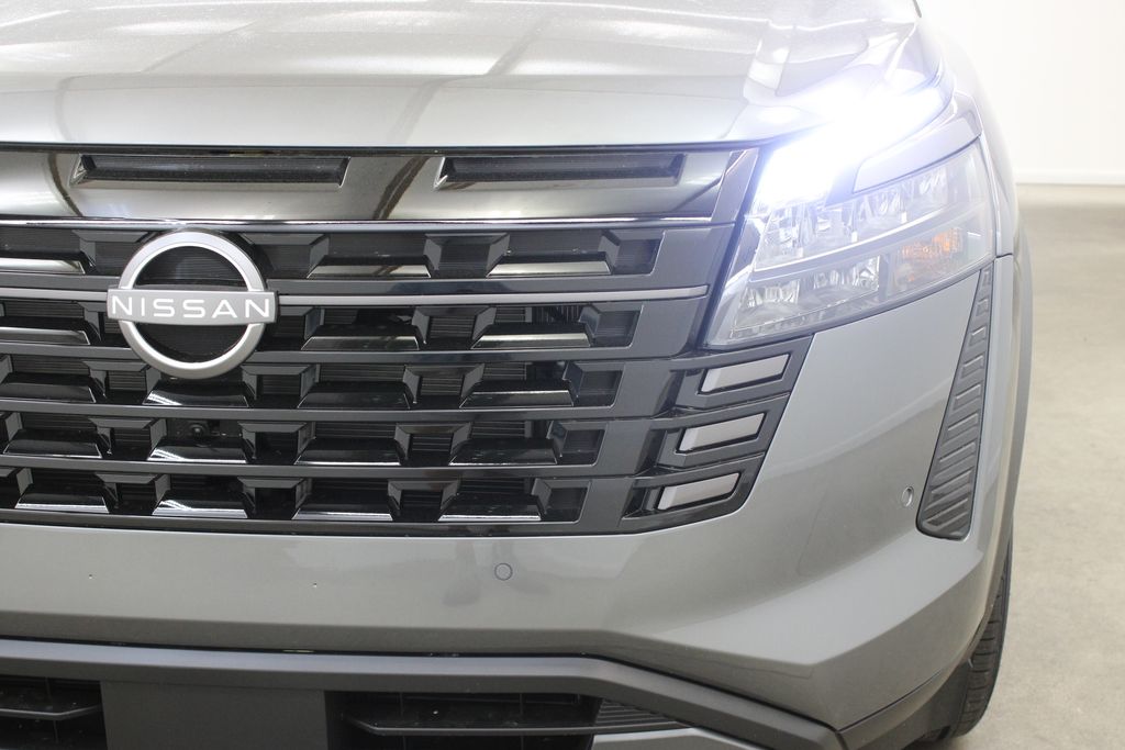 new 2026 Nissan Pathfinder car, priced at $41,990