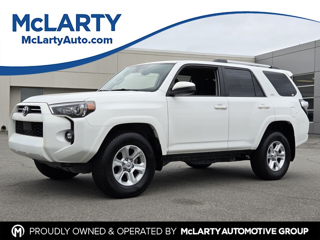 2024 Toyota 4Runner SR5 4WD