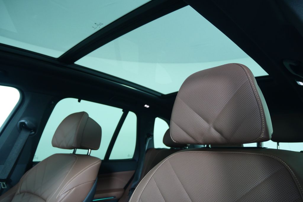 2024 BMW X5 xDrive40i 12