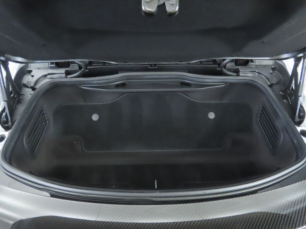 Thumbnail: 2023 Maserati MC20 - 32