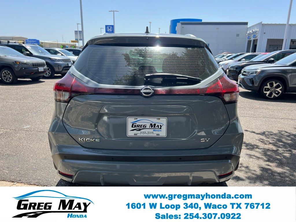 2023 Nissan Kicks SV - 6