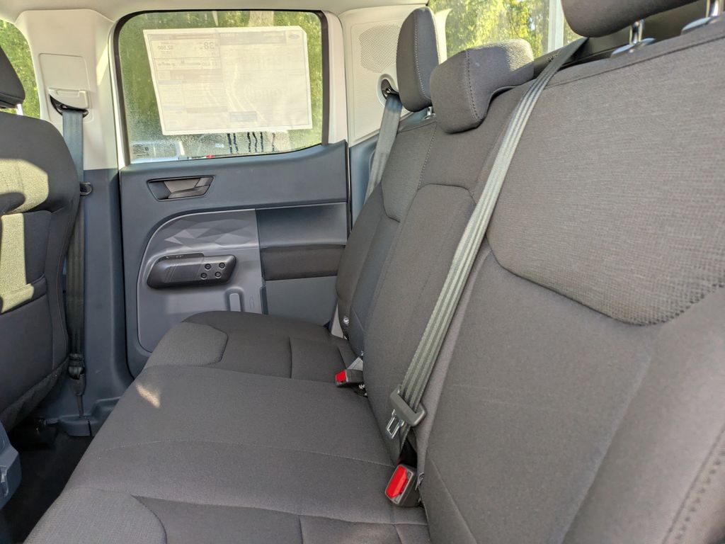 2025 Ford Maverick XL