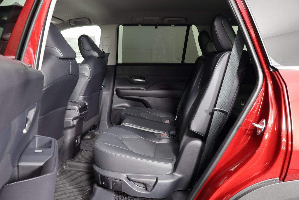 Thumbnail: 2026 Toyota Grand Highlander - 6