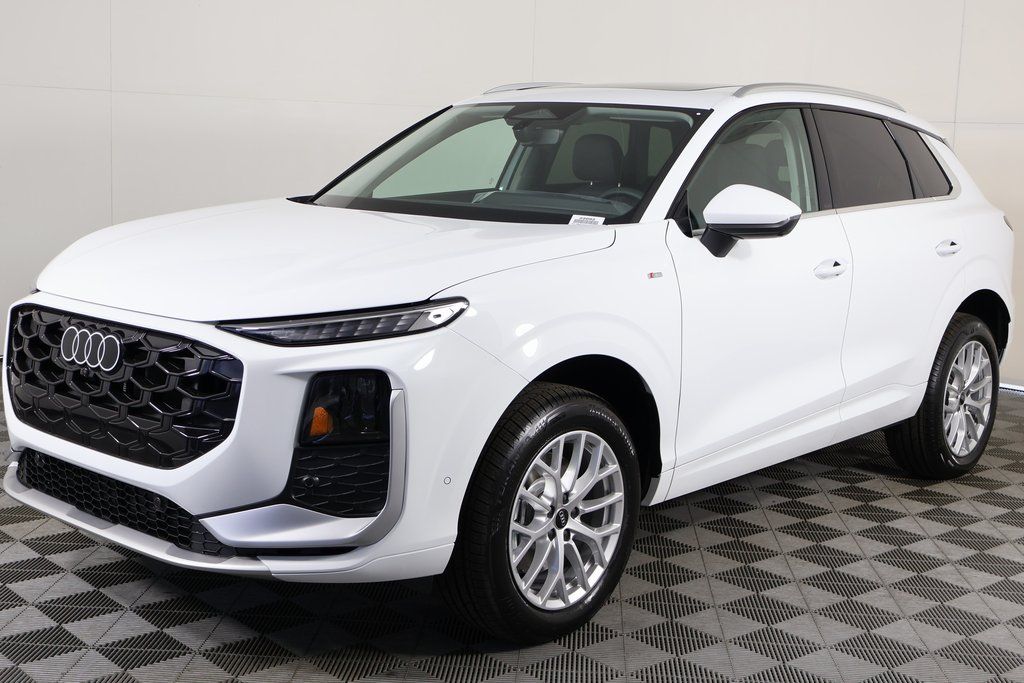 Thumbnail: 2026 Audi Q3 - 1