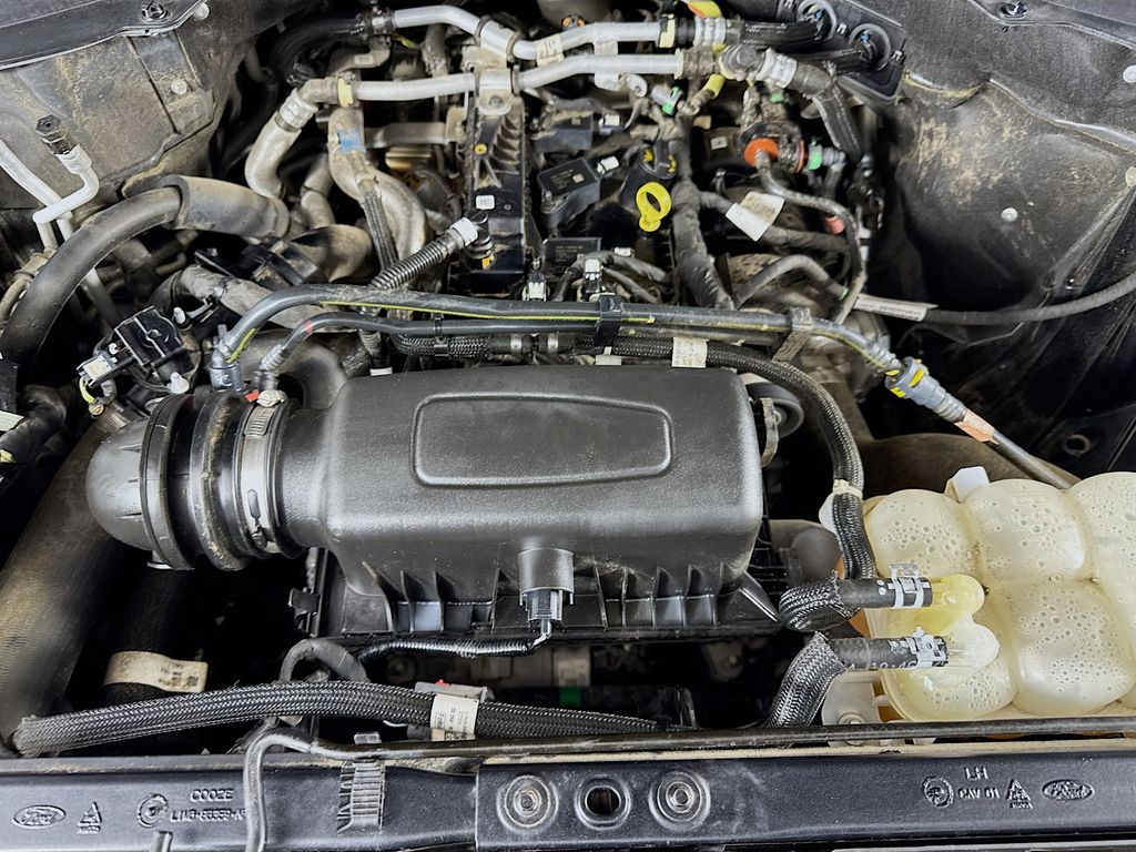 Used Car 2021 Ford Explorer  Xlt For Sale Under $25,000 In Austin, Texas