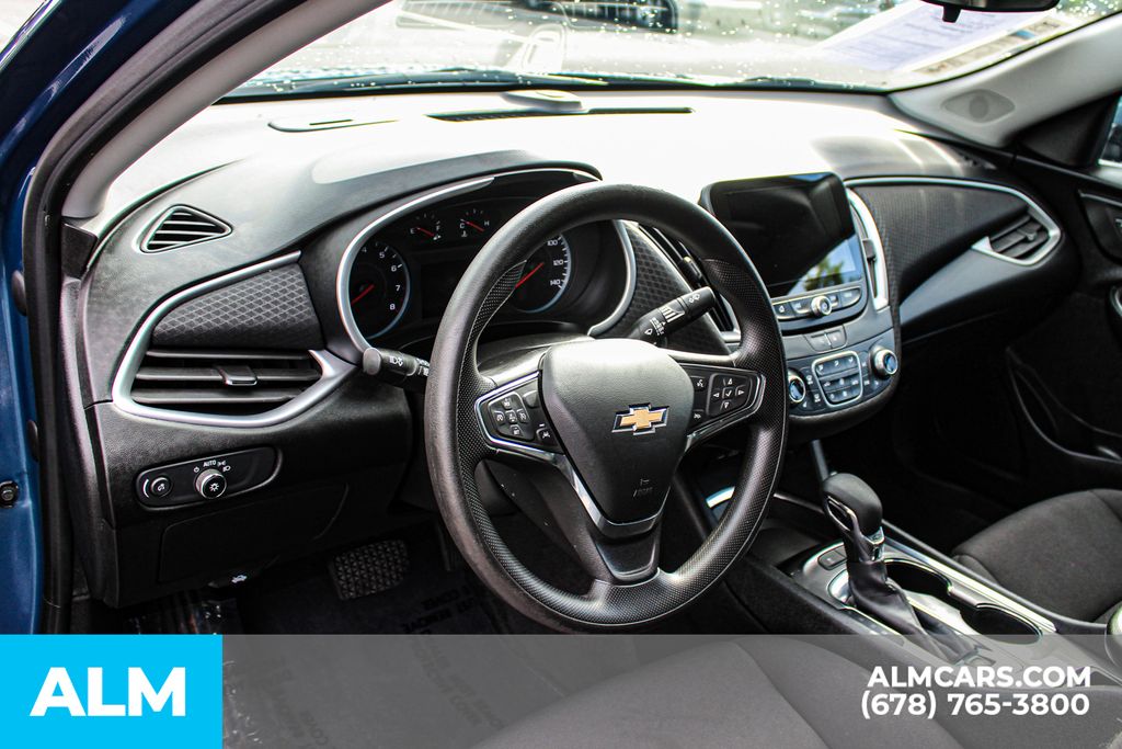 Used 2024 Blue Chevrolet LT image 29
