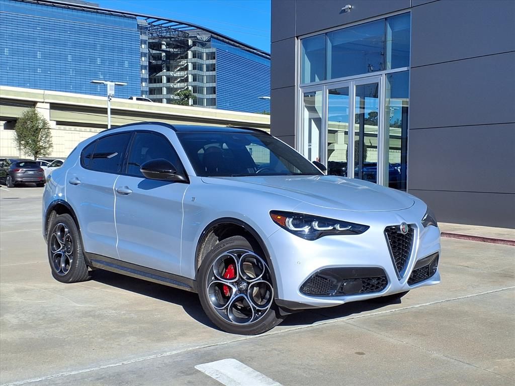 2024 Alfa Romeo Stelvio Ti AWD