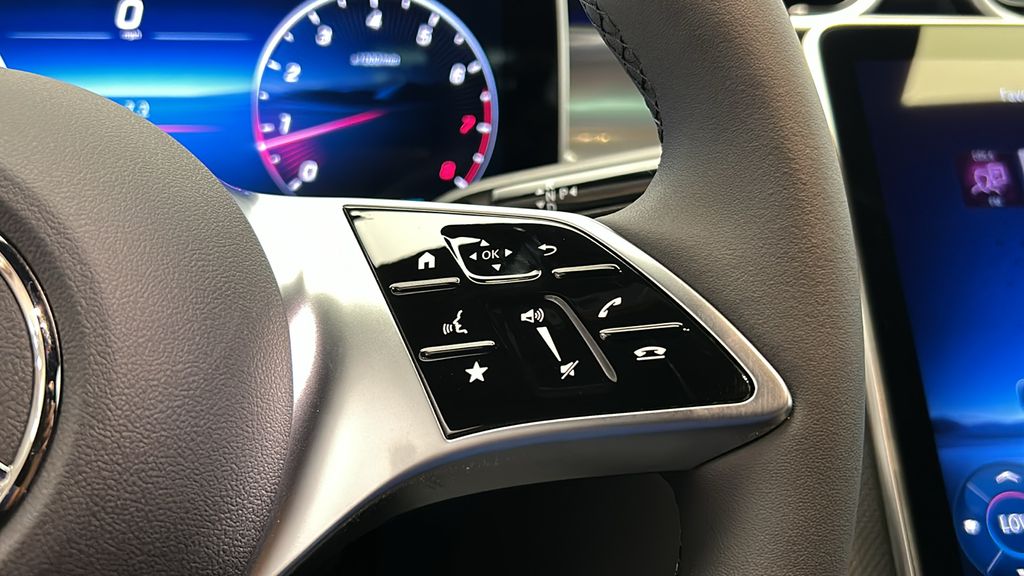2025 Mercedes-Benz GLC 300 15