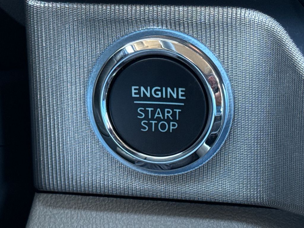 New 2026 Gray Ford Platinum image 24