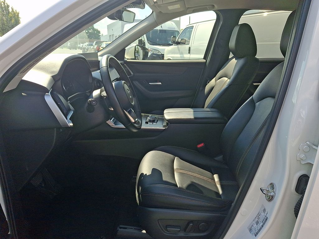 2025 Mazda CX-90 3.3 Turbo Select White at South Hills Kia