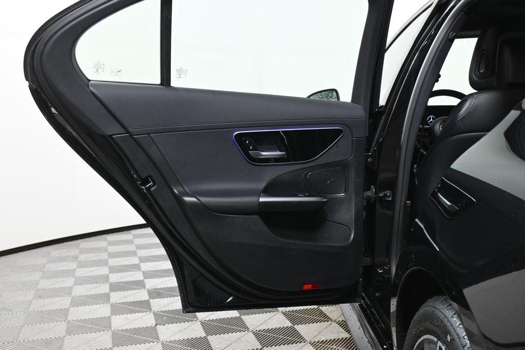 Thumbnail: 2023 Mercedes-Benz C-Class - 31