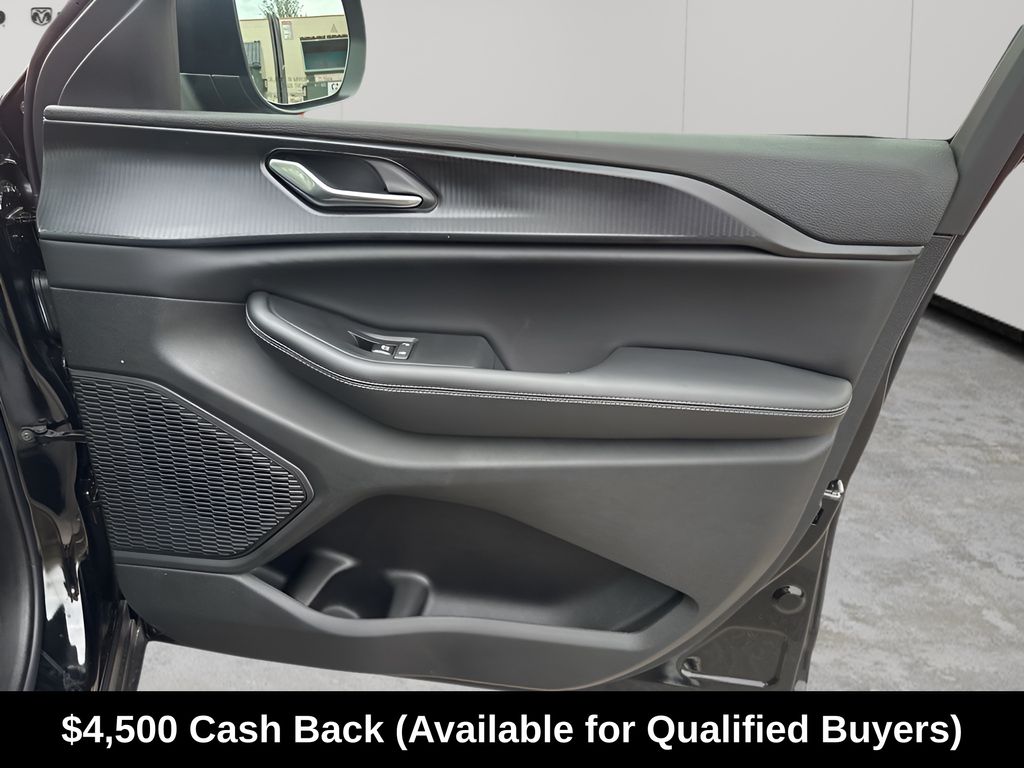 New Car 2025 Jeep Grand Cherokee L  For Sale Under $40,000 In Austin, Texas