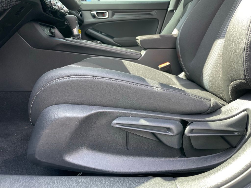 Thumbnail: 2026 Honda Civic - 24