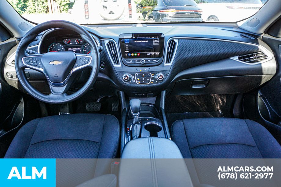 Used 2024 Gray Chevrolet LT image 25