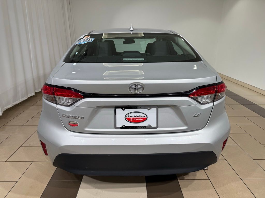 Thumbnail: 2024 Toyota Corolla - 4