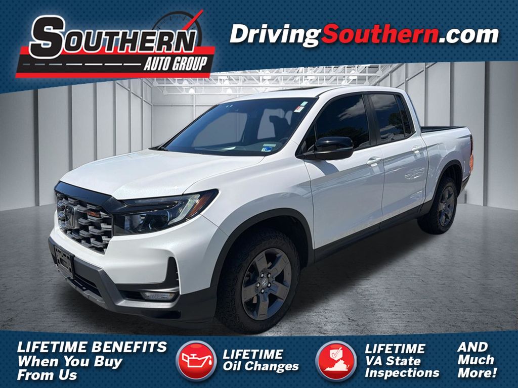 Platinum White Pearl 2024 Honda Ridgeline Pickup Truck All-Wheel Drive 9-Speed Automatic