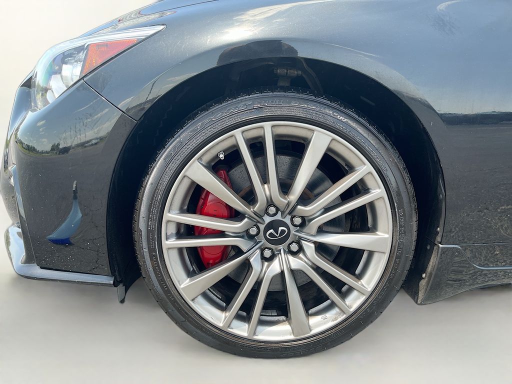 Used 2022 Black INFINITI Red Sport 400 image 32