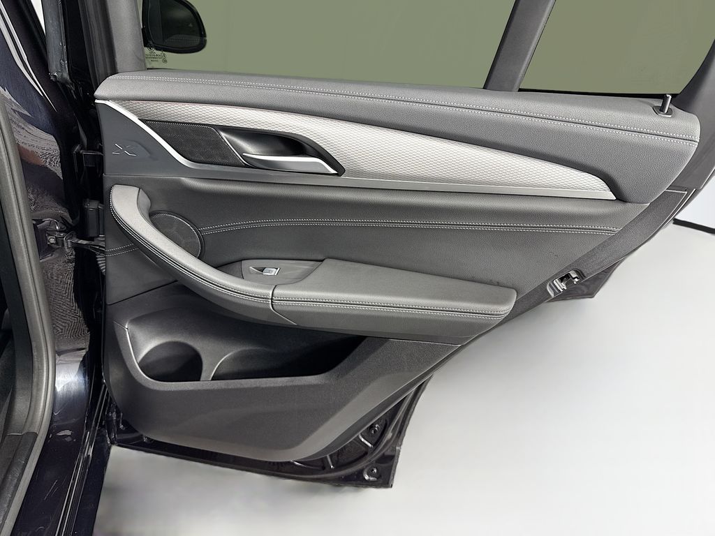 Thumbnail: 2021 BMW X3 - 26