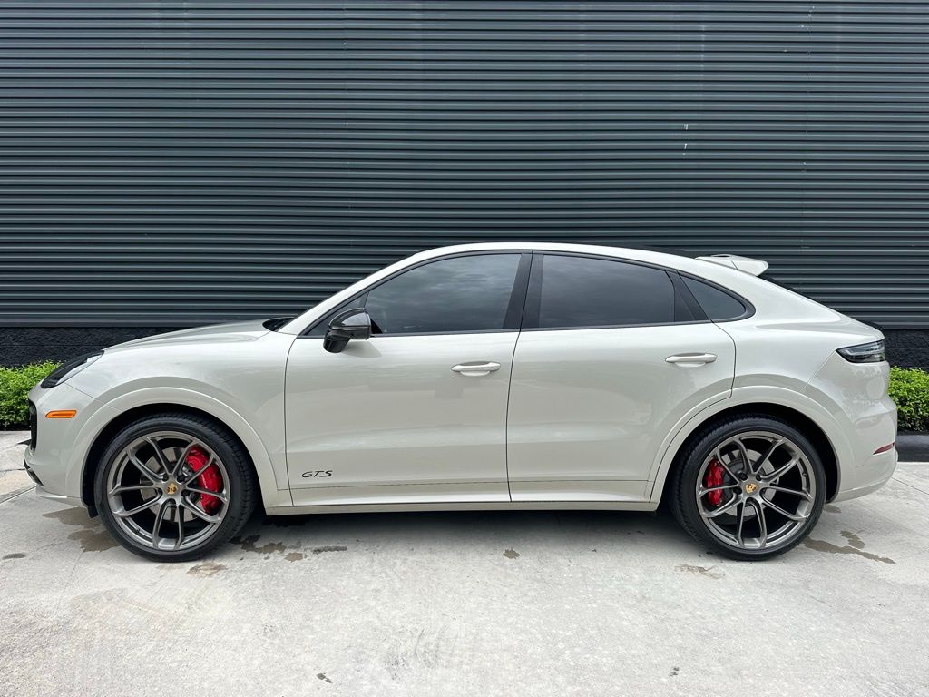 Thumbnail: 2021 Porsche  - 2