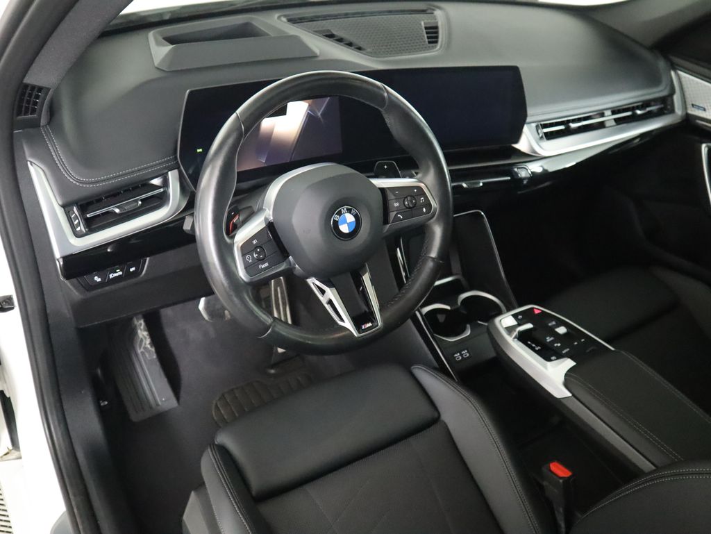 Thumbnail: 2023 BMW X1 - 9