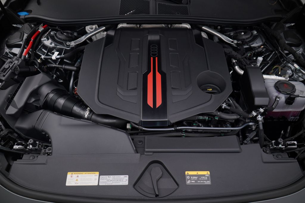 Thumbnail: 2025 Audi S5 - 12