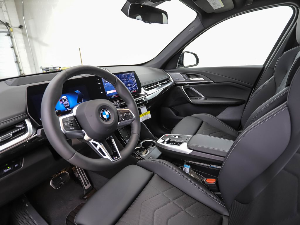 Thumbnail: 2026 BMW X1 - 10