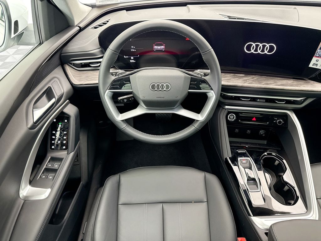 Thumbnail: 2025 Audi Q5 - 11