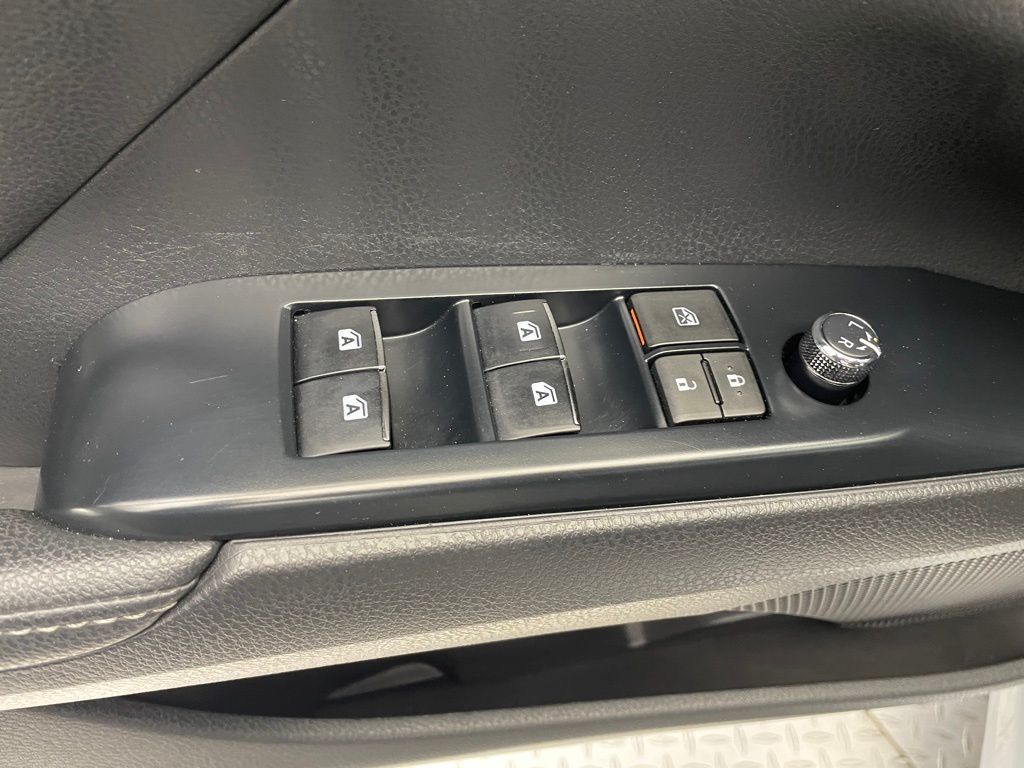 2020 Toyota Camry XSE 10