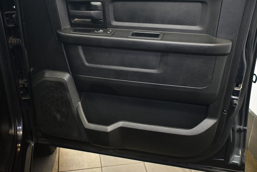 Thumbnail: 2017 RAM 1500 - 25