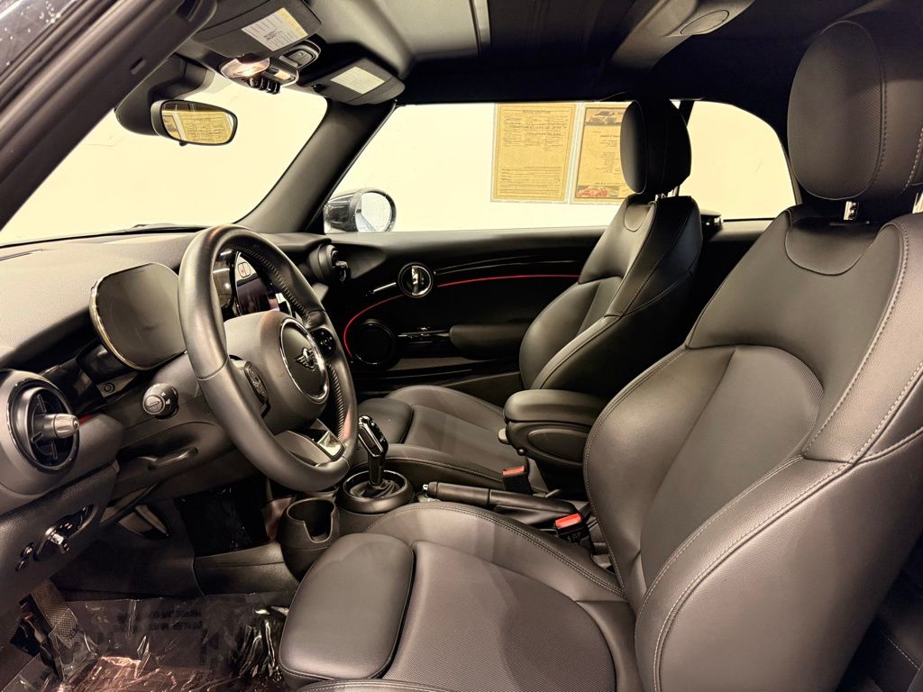 2022 MINI Cooper S 12