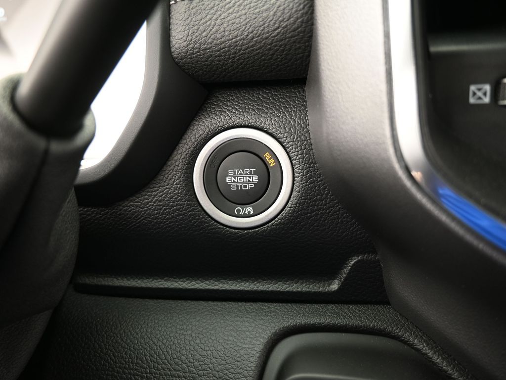 New 2026 Bright White Clearcoat Ram Laramie image 25