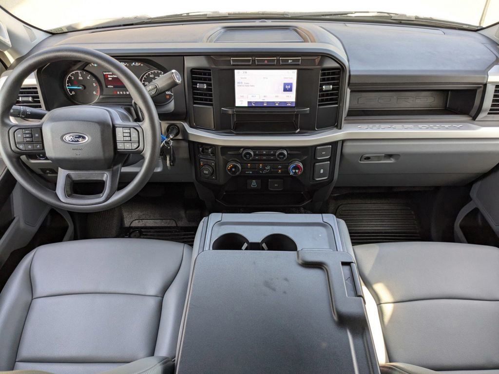 2024 Ford F-350 Super Duty XL